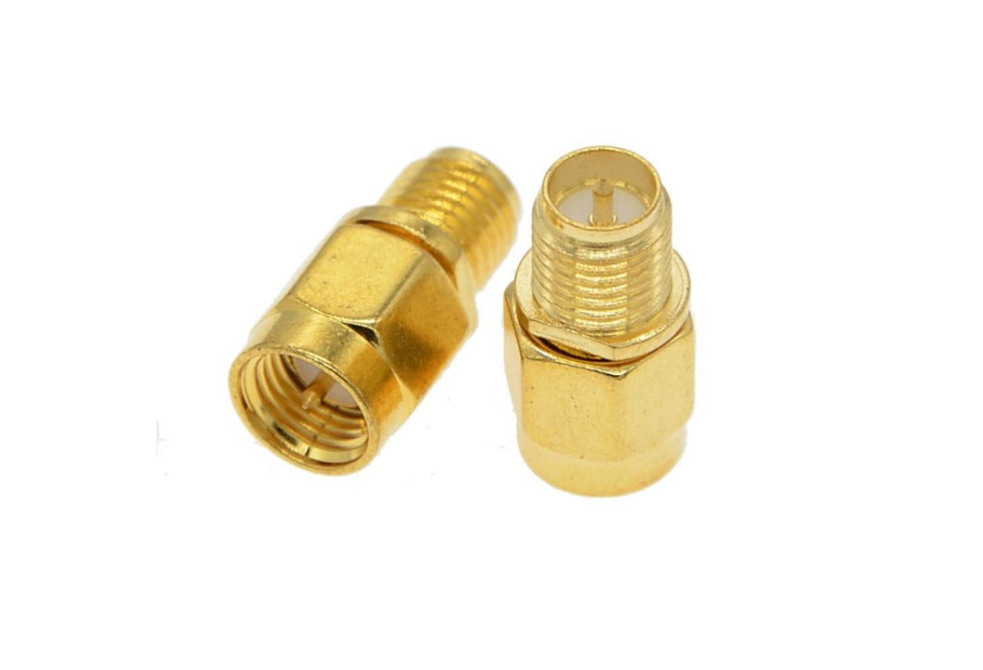 RF SMA male to RP SMA female redukcia